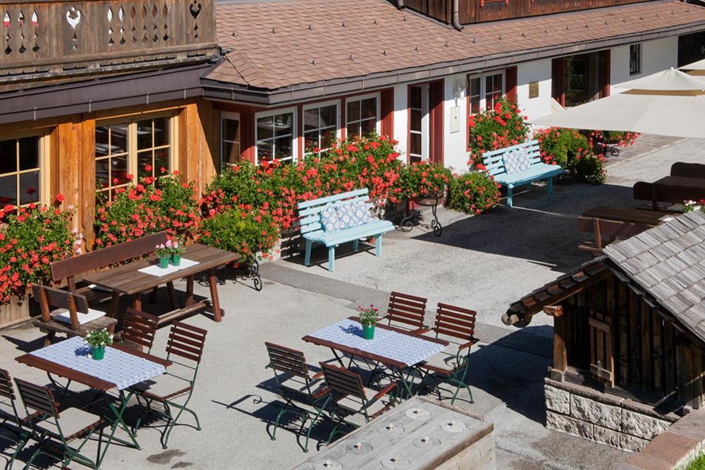 Berghotel Ladinia Corvara In Badia Exterior foto