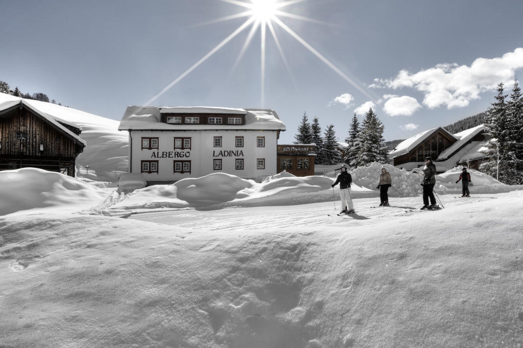 Berghotel Ladinia Corvara In Badia Exterior foto
