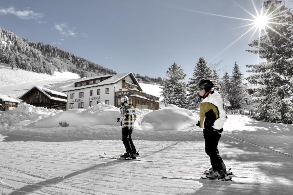 Berghotel Ladinia Corvara In Badia Exterior foto